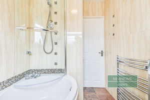 Photo 40- click for photo gallery